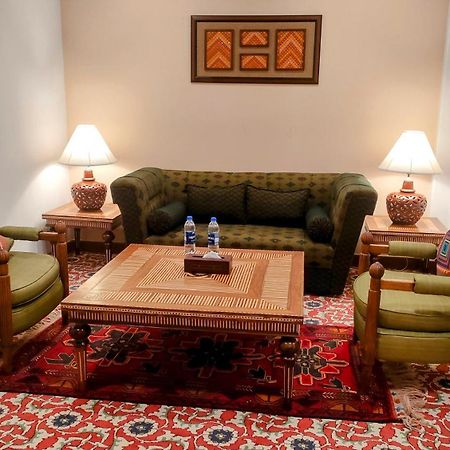 Quetta Serena Hotel Luaran gambar