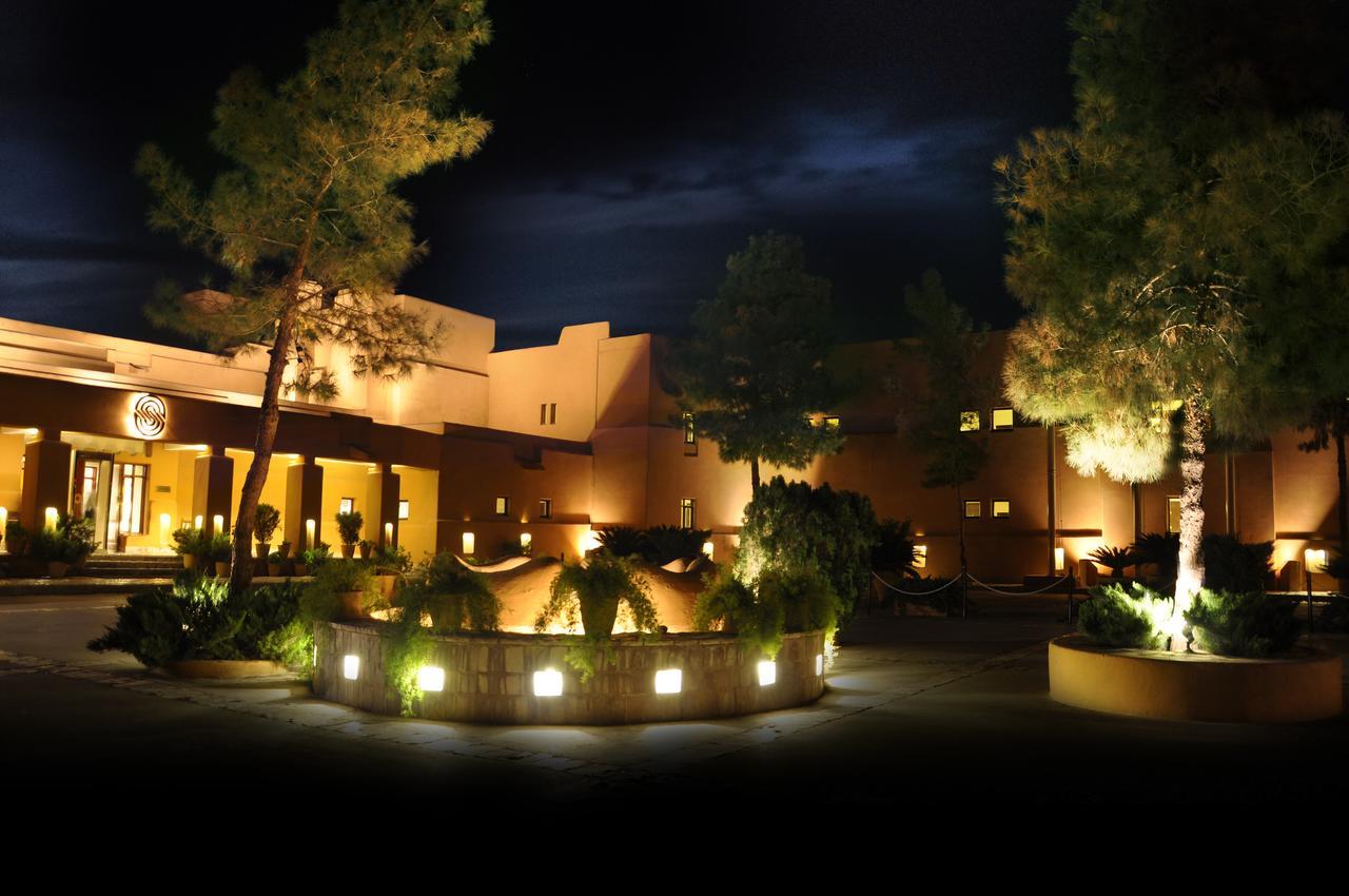 Quetta Serena Hotel Luaran gambar