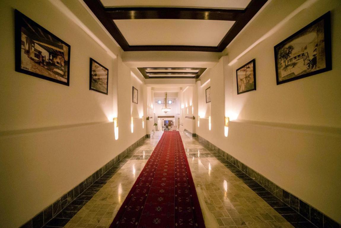 Quetta Serena Hotel Luaran gambar