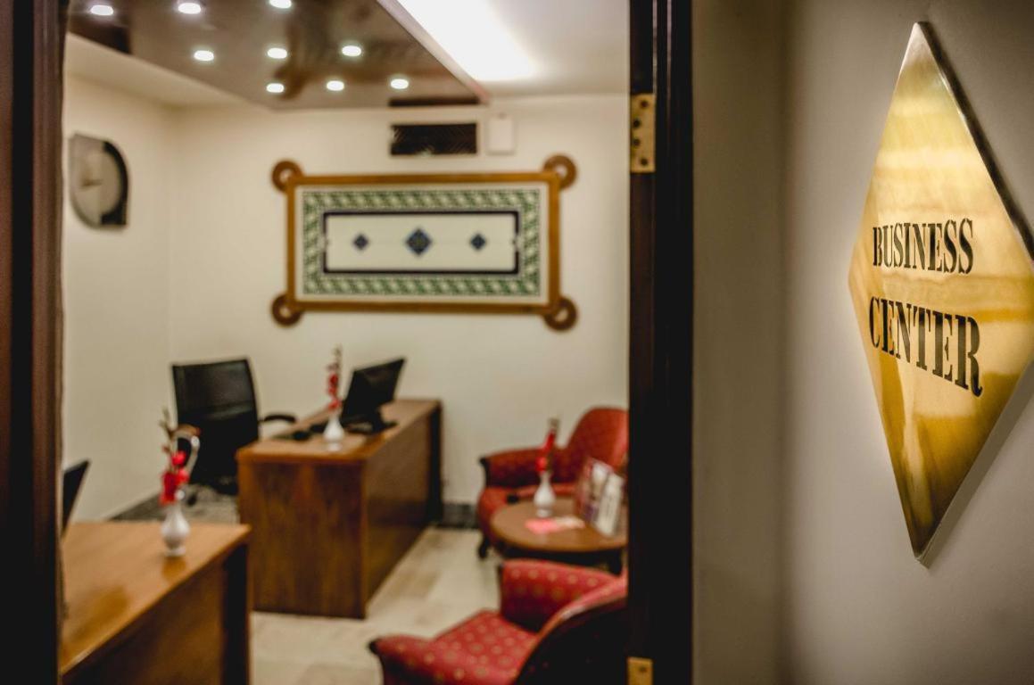 Quetta Serena Hotel Luaran gambar