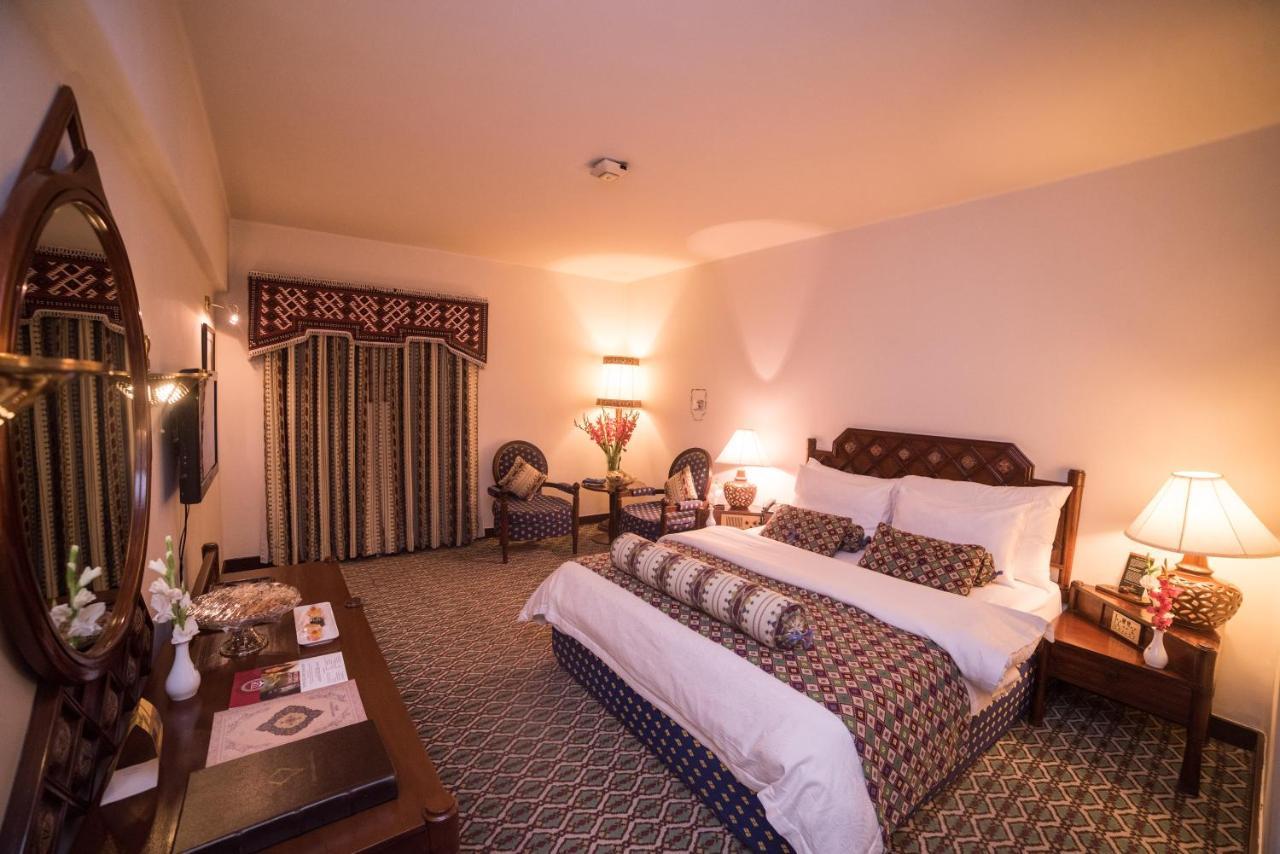 Quetta Serena Hotel Luaran gambar