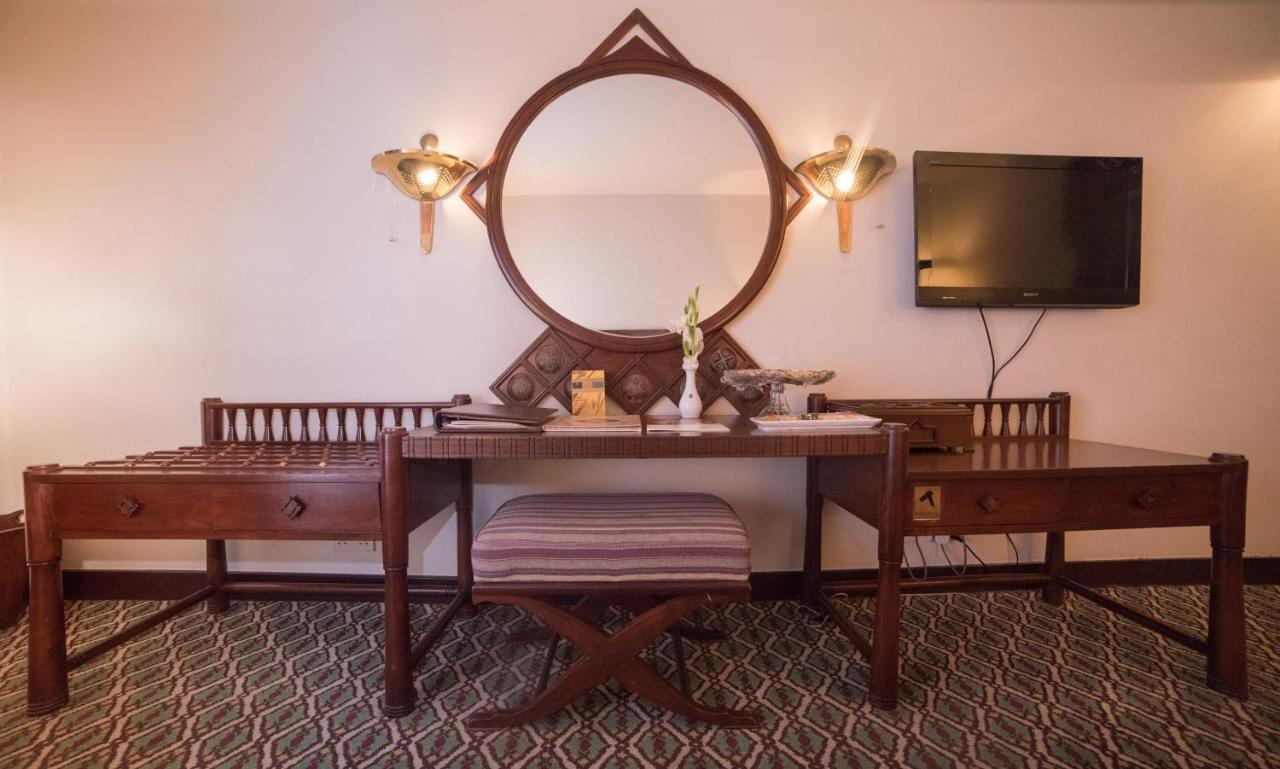 Quetta Serena Hotel Luaran gambar